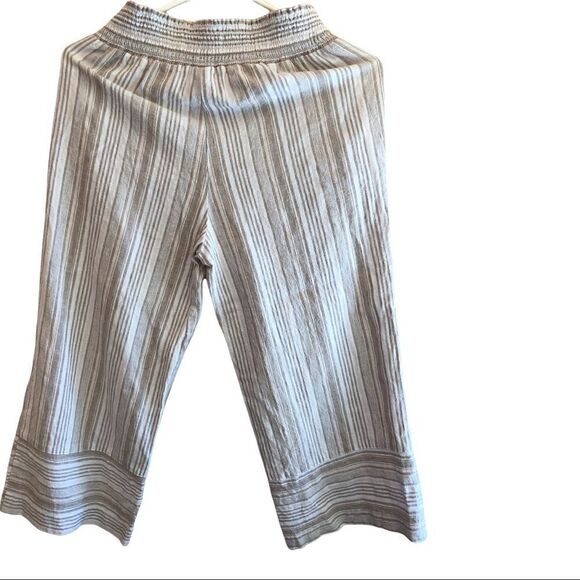 𝅺land ‘n Sea Linen Blend Capris EUC - Picture 3 of 10